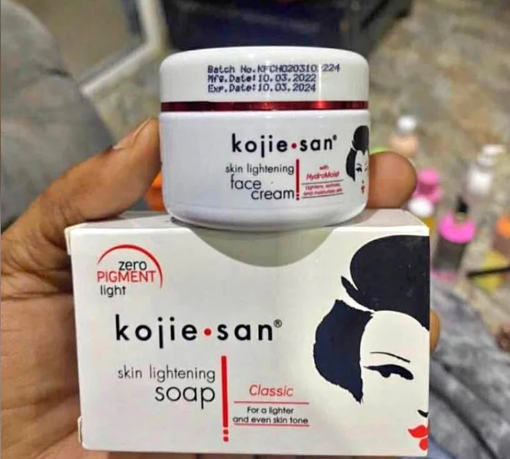 Crème Visage Kojic: Soin Complet Anti-Taches, Acné et Signes de l’Âge