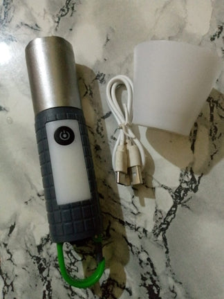 Lampe De Poche Ultra-Puissante