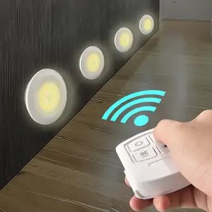 LUMIÈRE LED RÉGLABLE SOUS-MEUBLE AVEC TÉLÉCOMMANDE